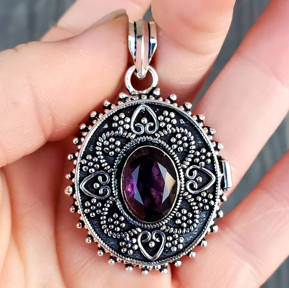 New Huge Amethyst 925 Silver Poison Pendant. - Picture 2 of 16